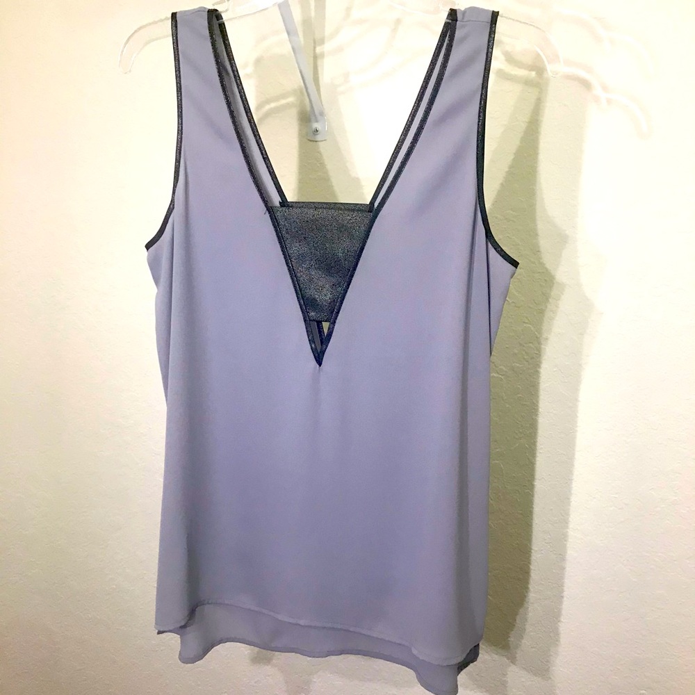 Express cut out silver/gray top